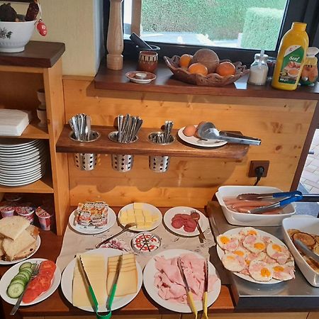 Pension Jana - Wellness Йилемнице Экстерьер фото