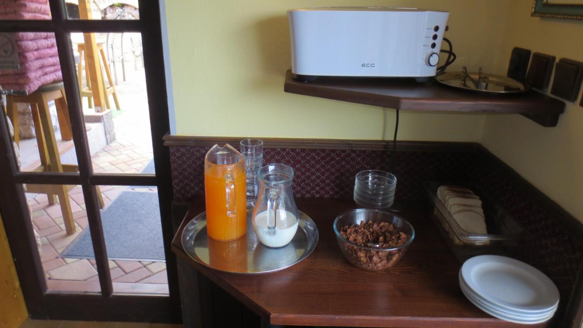 Pension Jana - Wellness Йилемнице Экстерьер фото